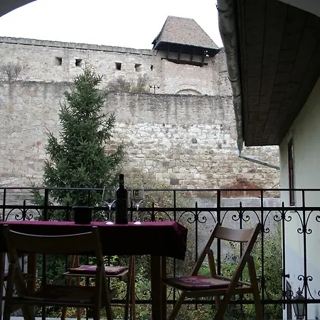 Arany Barokk شقة